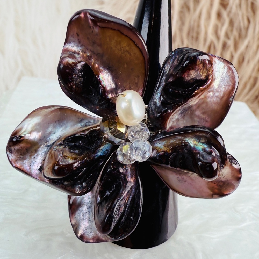 Interesting Adjustable Flower Statement Costume R… - image 3